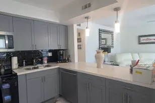 202 Wellington M, West Palm Beach, FL 33417 - Photo 6