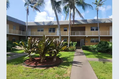 220 Croton Avenue #206, Lantana, FL 33462 - Photo 1