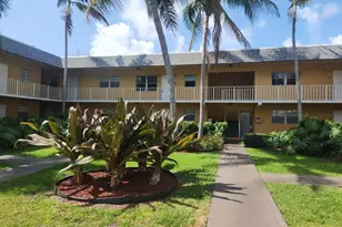 220 Croton Ave, Lantana, FL 33462 - Photo 1