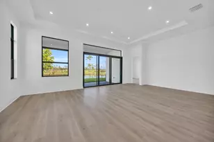 7155 SE Amalfi Ln, Stuart, FL 34997 - Photo 10