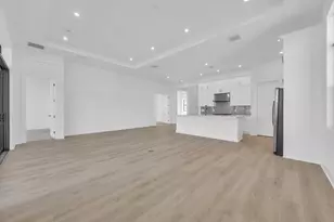 7155 SE Amalfi Ln, Stuart, FL 34997 - Photo 6