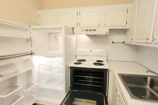 164 Sheffield G, West Palm Beach, FL 33417 - Photo 6