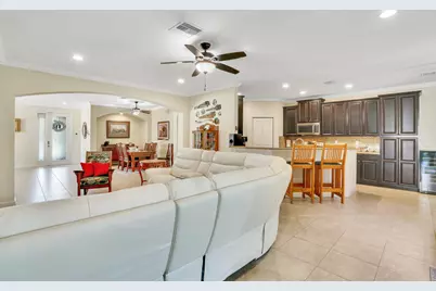 9328 Silent Oak Circle, West Palm Beach, FL 33411 - Photo 10