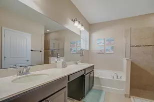 9328 Silent Oak Cir, West Palm Beach, FL 33411 - Photo 20