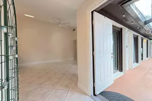 9927 Boca Gardens Trail, Boca Raton, FL 33496 - Photo 14