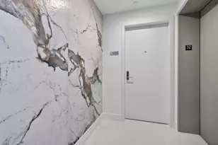 700 NE 24th St, Miami, FL 33137 - Photo 36