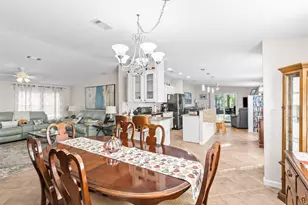 2813 Hook Ct, Port Saint Lucie, FL 34952 - Photo 14