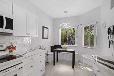 6809 Via Regina, Boca Raton, FL 33433 - Photo 10