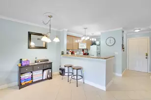 4855 Via Palm Lakes, West Palm Beach, FL 33417 - Photo 8