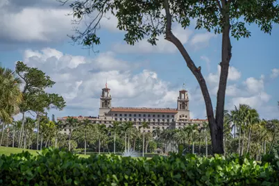 2 N Breakers Row Row #Ph4, Palm Beach, FL 33480 - Photo 46