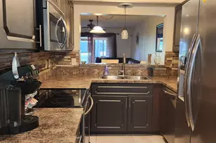 7855 Willow Springs Dr, Lake Worth, FL 33467 - Photo 2