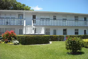 60 Kent D, West Palm Beach, FL 33417 - Photo 4