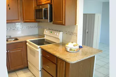 60 Kent D, West Palm Beach, FL 33417 - Photo 12