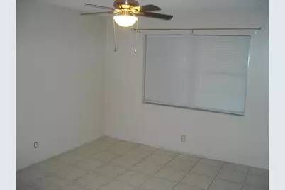 60 Kent D, West Palm Beach, FL 33417 - Photo 18