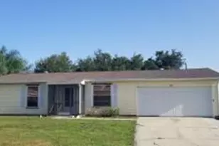 566 NW Marion Ave, Port Saint Lucie, FL 34983 - Photo 1