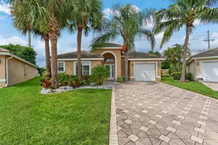 8265 Palm Gate Dr, Boynton Beach, FL 33436 - Photo 1