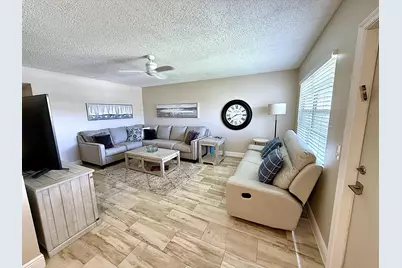 359 Oakridge T, Deerfield Beach, FL 33442 - Photo 6