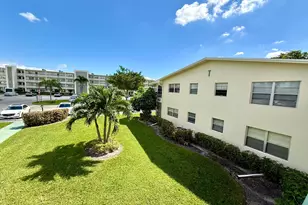 359 Oakridge T, Deerfield Beach, FL 33442 - Photo 40