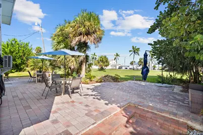 670 Hernando Street #B, Fort Pierce, FL 34949 - Photo 8