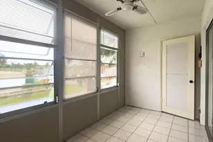 701 Lori Dr, Lake Worth Beach, FL 33461 - Photo 10