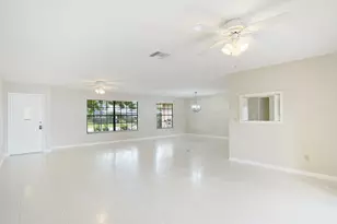 560 W Forest Trail, Vero Beach, FL 32962 - Photo 6