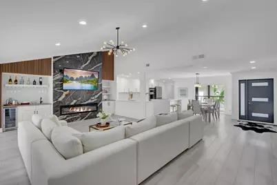 39 Edinburgh Drive, Palm Beach Gardens, FL 33418 - Photo 2