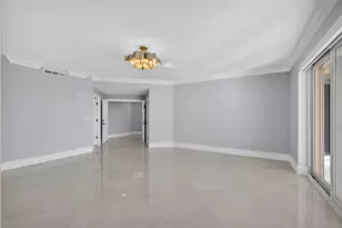 5150 N Ocean Dr, Singer Island, FL 33404 - Photo 16