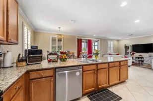 1003 NW Leonardo Cir, Port Saint Lucie, FL 34986 - Photo 12