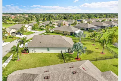 2785 Granville Manor SW, Vero Beach, FL 32968 - Photo 36