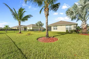 2785 Granville Mnr SW, Vero Beach, FL 32968 - Photo 30