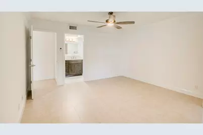 6865 Huntington Lane #105, Delray Beach, FL 33446 - Photo 14