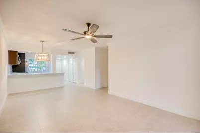 6865 Huntington Lane #105, Delray Beach, FL 33446 - Photo 10