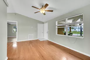 1652 SW Crawford Ave, Port Saint Lucie, FL 34953 - Photo 10