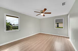 1652 SW Crawford Ave, Port Saint Lucie, FL 34953 - Photo 14