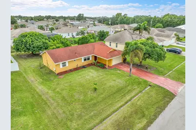 1652 SW Crawford Avenue, Port Saint Lucie, FL 34953 - Photo 36