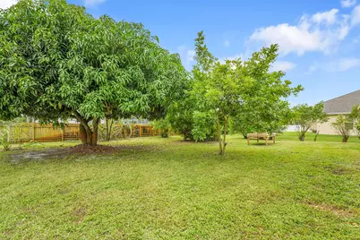 1652 SW Crawford Avenue, Port Saint Lucie, FL 34953 - Photo 28