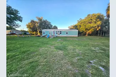 7835 SE 60th Drive, Okeechobee, FL 34974 - Photo 2