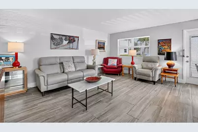 360 Flanders H, Delray Beach, FL 33484 - Photo 4