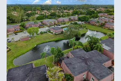 7690 Courtyard Run W, Boca Raton, FL 33433 - Photo 20