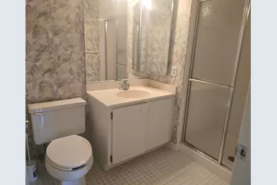 32 Southport Lane #B, Boynton Beach, FL 33436 - Photo 10