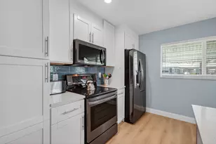 632 Hummingbird Ln, Delray Beach, FL 33445 - Photo 14