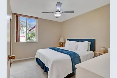 107 Half Moon Circle #H1, Hypoluxo, FL 33462 - Photo 32