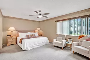 107 Half Moon Cir, Hypoluxo, FL 33462 - Photo 24