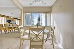107 Half Moon Cir, Hypoluxo, FL 33462 - Photo 18