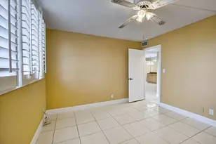 411 S Hollybrook Dr, Pembroke Pines, FL 33025 - Photo 26