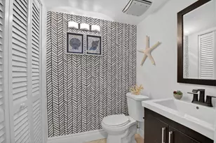 3802 Bridgewood Dr, Boca Raton, FL 33434 - Photo 8