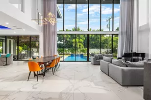 245 NE 6th Ct, Boca Raton, FL 33432 - Photo 8