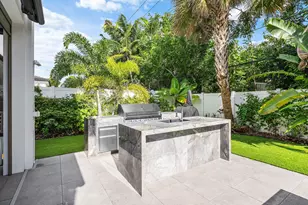 245 NE 6th Ct, Boca Raton, FL 33432 - Photo 56