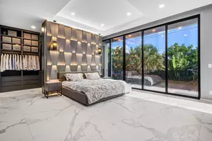 245 NE 6th Ct, Boca Raton, FL 33432 - Photo 24