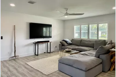 8585 SE Palm Street, Hobe Sound, FL 33455 - Photo 8